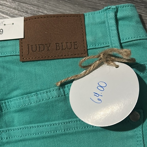 Judy Blue jeans - Picture 6 of 6
